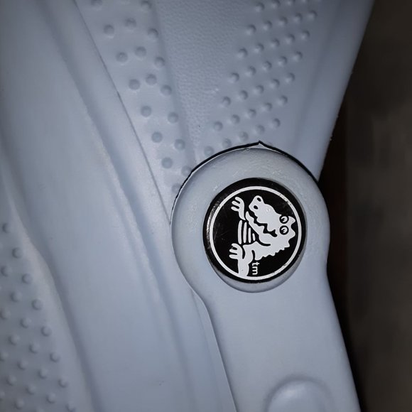 CROCS Shoes Lot Crocs Mens Size 1 Blue Calcite W 28 Jibbitz Crocs